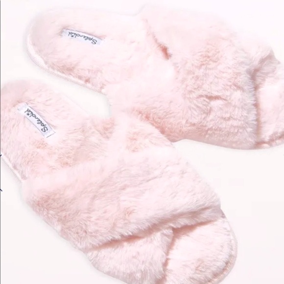 NEW Splendid Slippers Super Plush Faux Fur Criss Cross - Picture 6 of 8